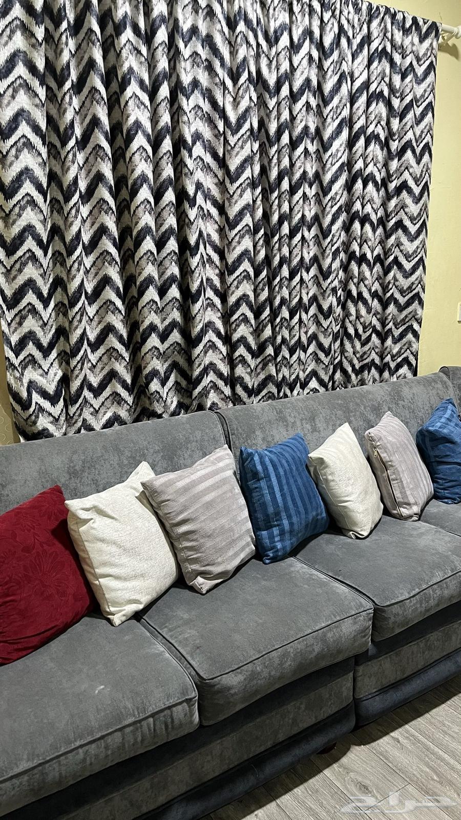 للبيع كنب نظيف ومافيه كسور64378876233601113