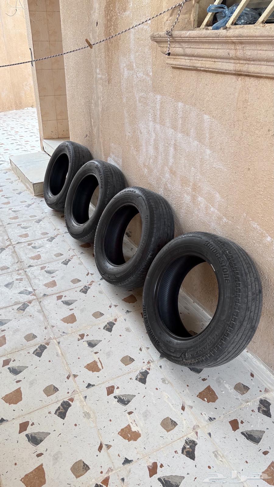 كفرات برجستون للكامري مقاس 16 للبيع64532128138498110