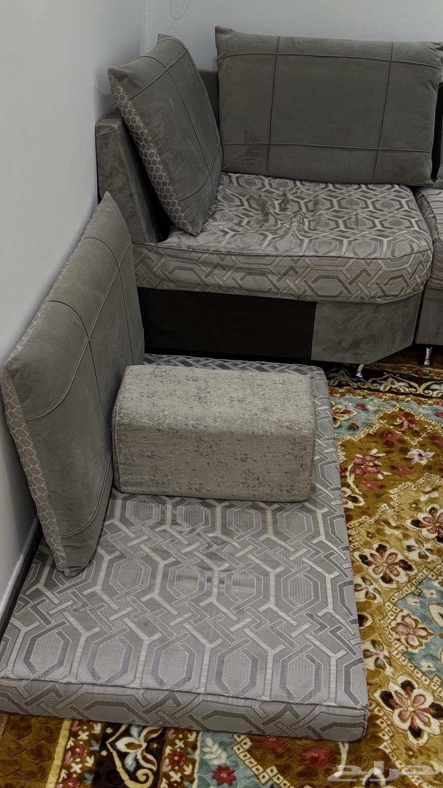 للبيع كنب مع فرشه مع مخاد ومراكي64387787877505111