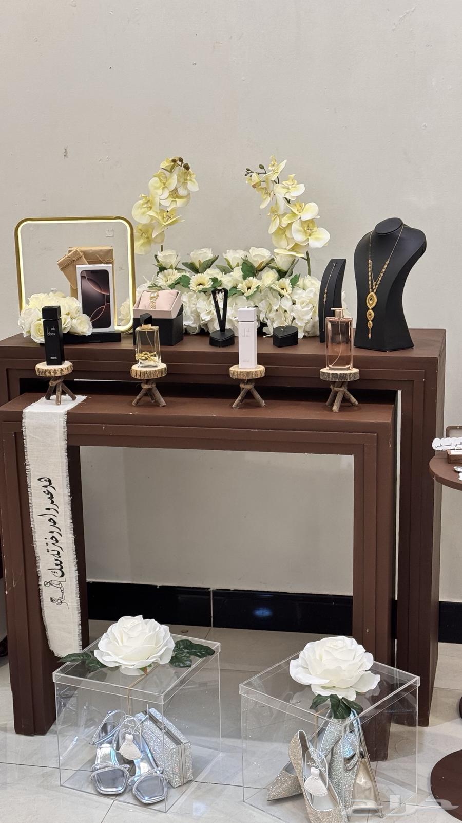 طاولات استقبال للبيع 5 قطعة64379761233538110