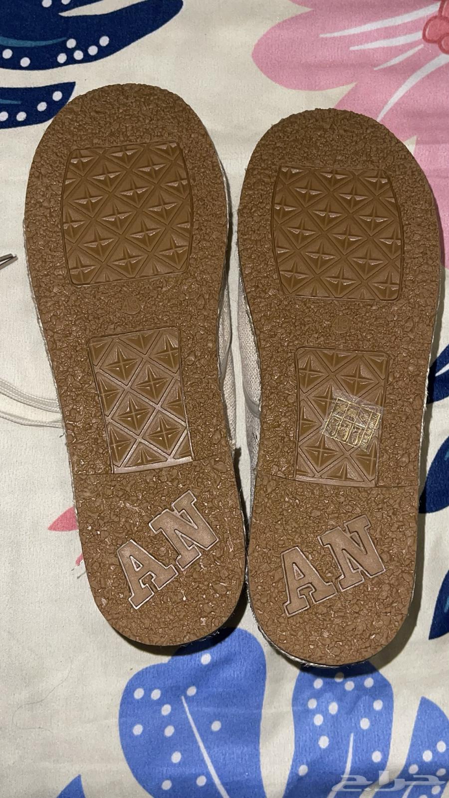 حذاء للبيع جديد64390402671235112