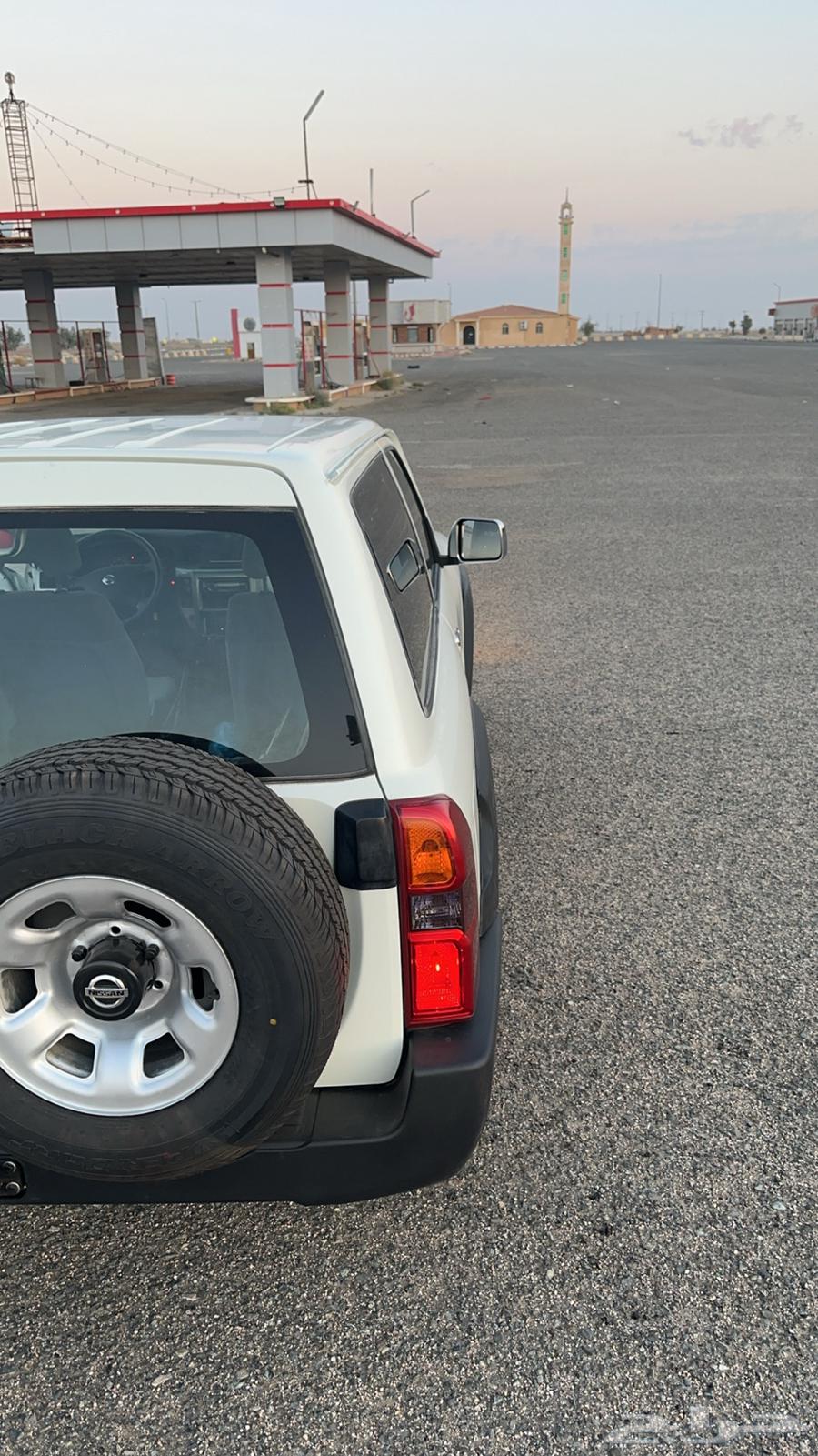 نيسان باترول نظيف64533606184449113