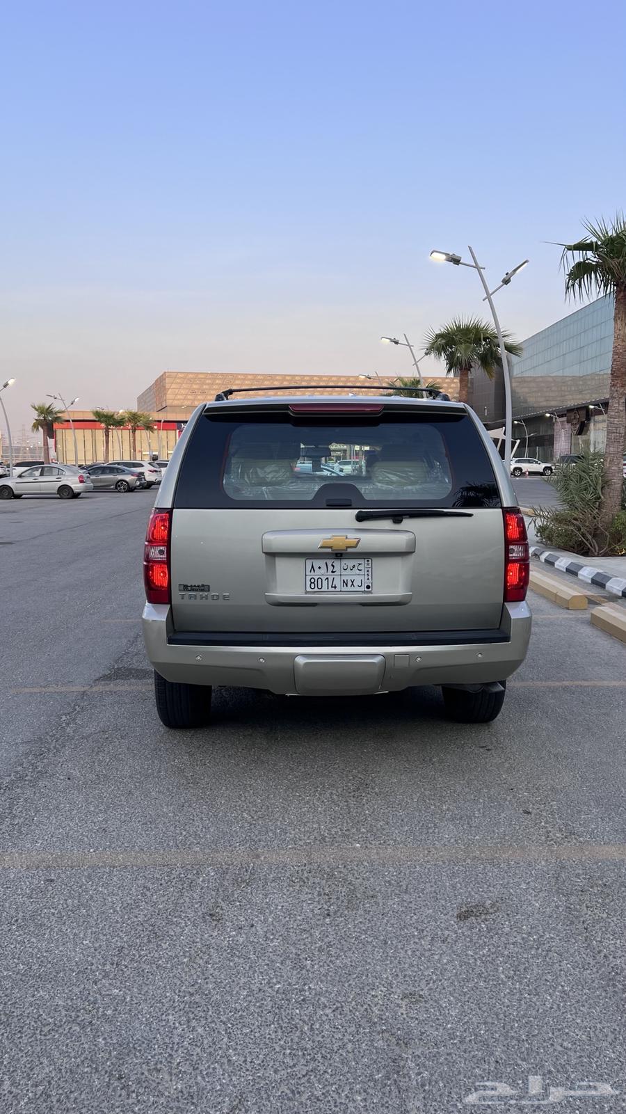 تاهو اللون ذهبي ممشى 183 ألف دبل64532480075777112