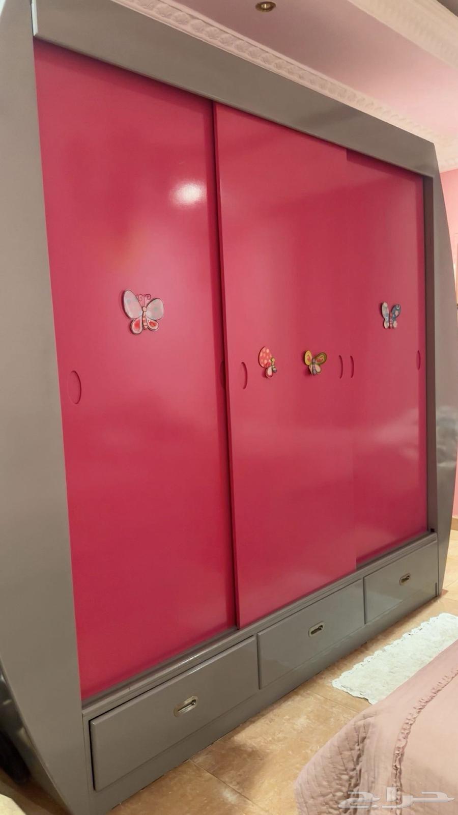 سرر ودولاب64379181271426112