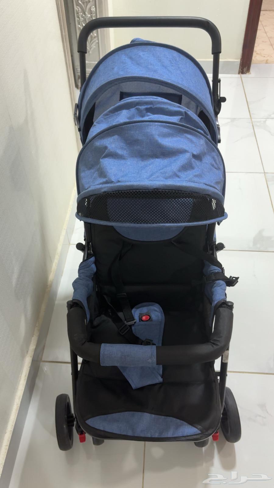 Clean double stroller used twice64389113904131110