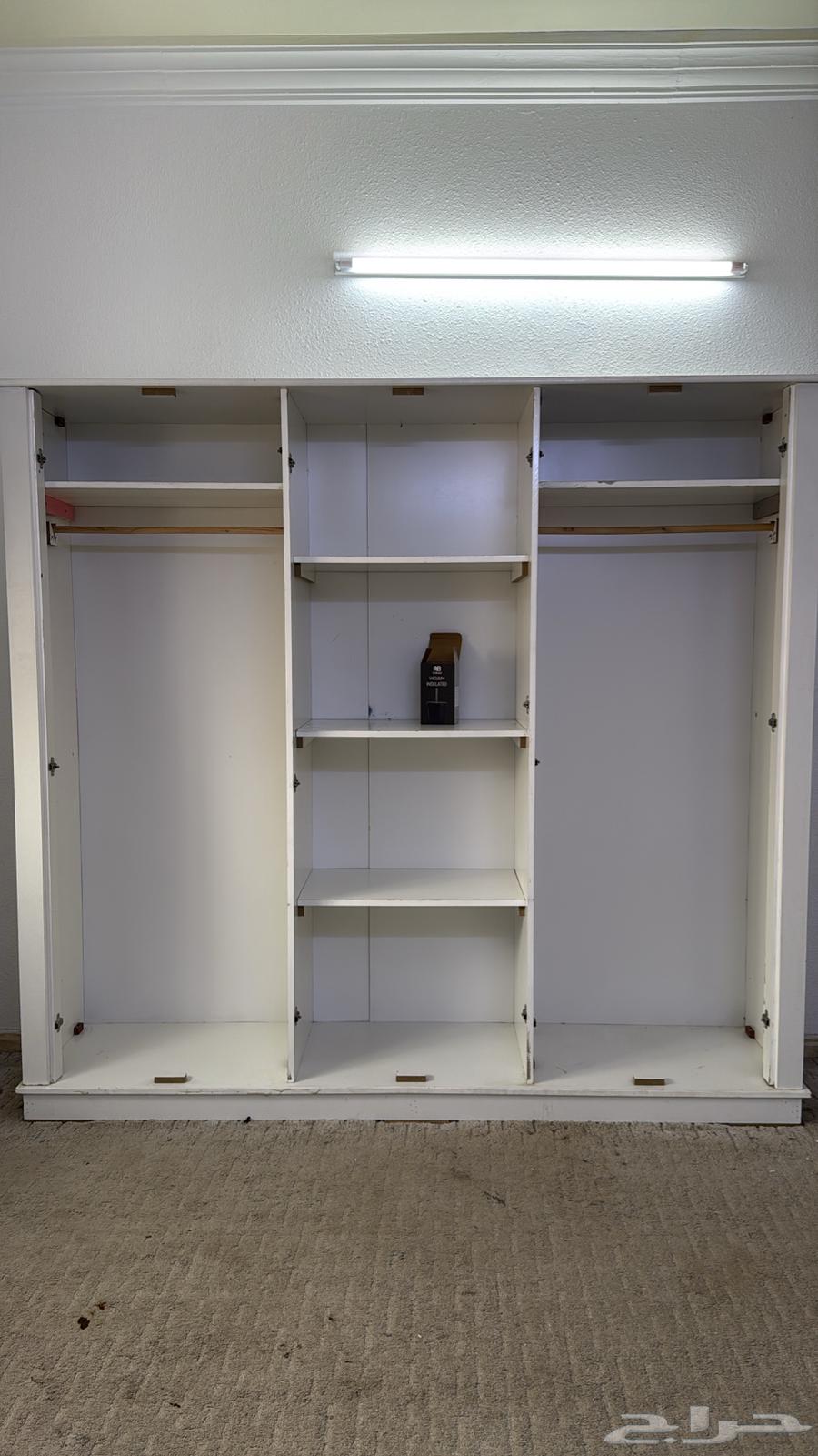 دولاب للبيع مع ستاره هديه64386138373761111