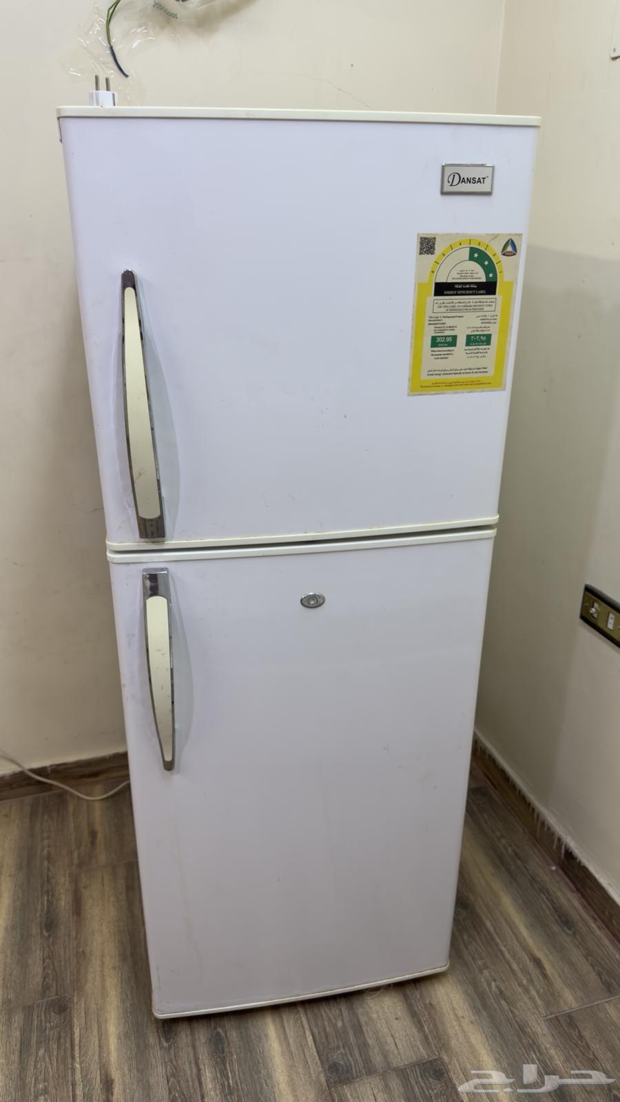 ثلاجه نظيفه للبيع64383247859715110