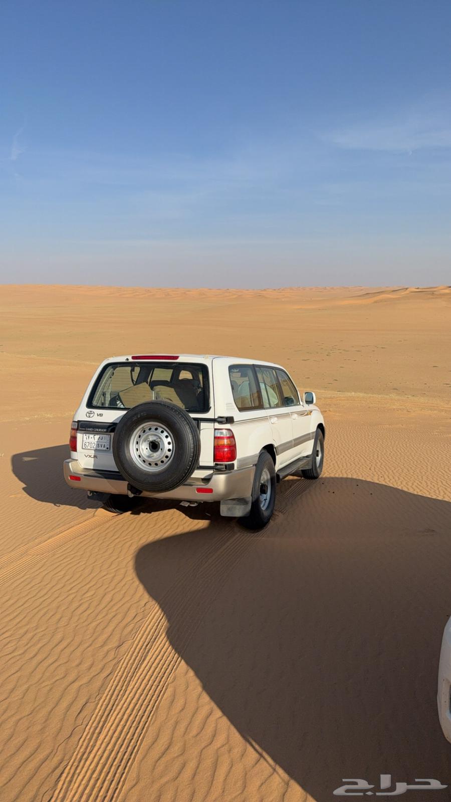 Land Cruiser VXR Full Option Manual Transmission Sunroof and Diff Lock Model 200064531125028097112