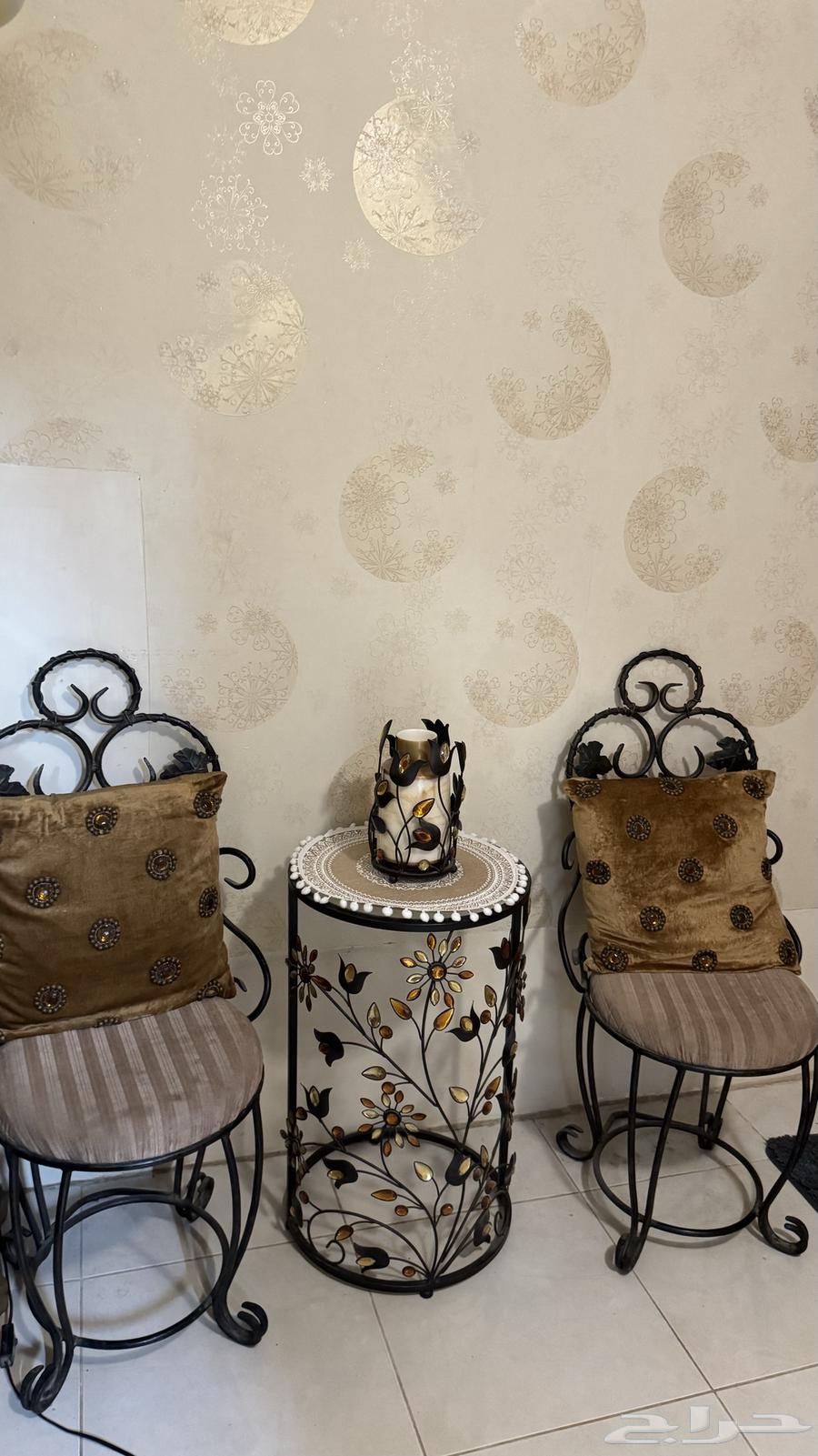 Reception chairs64386738741634110