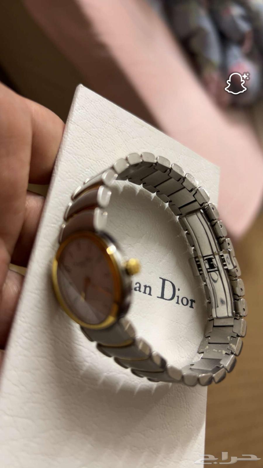 ساعه ديور نسائي64388162741889110