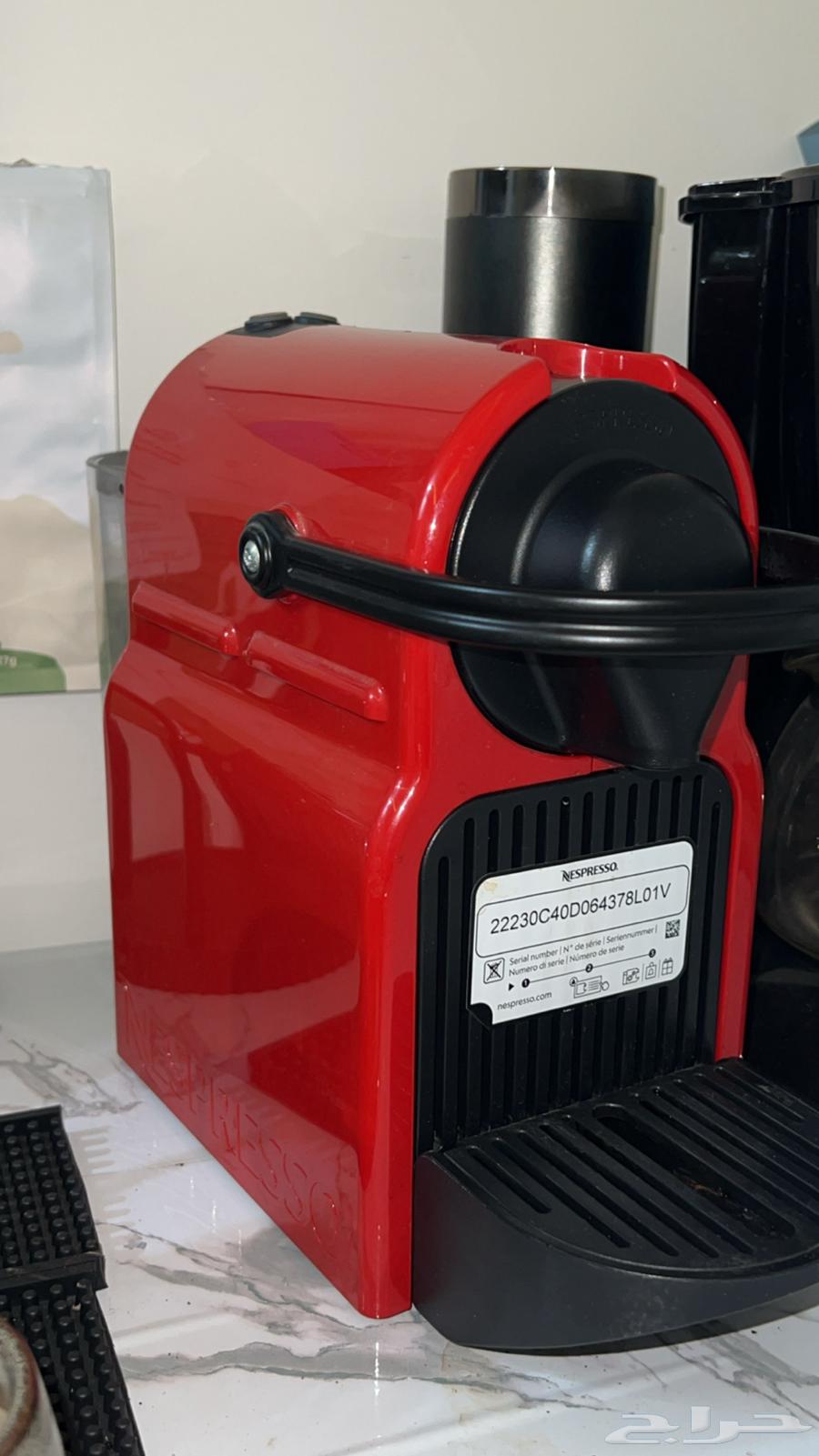 Nespresso capsule espresso machine, almost new with original box64377783535234110