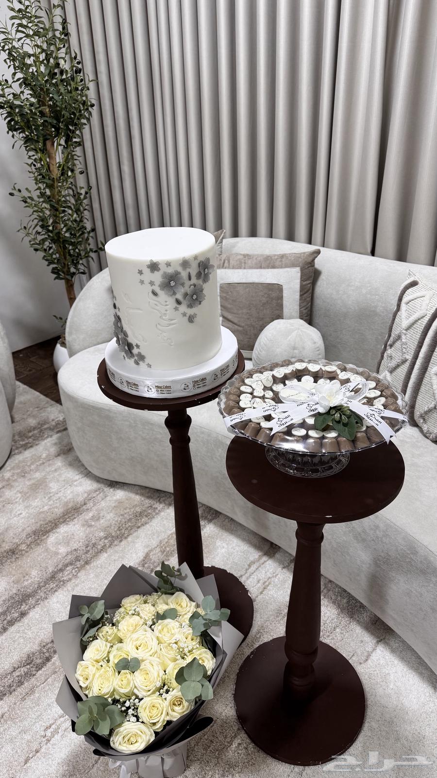 طاولات استقبال للبيع 5 قطعة64379761233538112