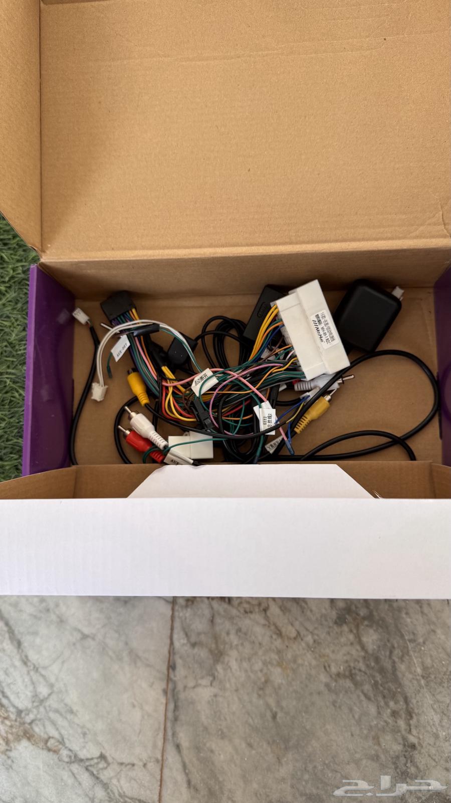 شاشة سياراة للبيع64530968448899114