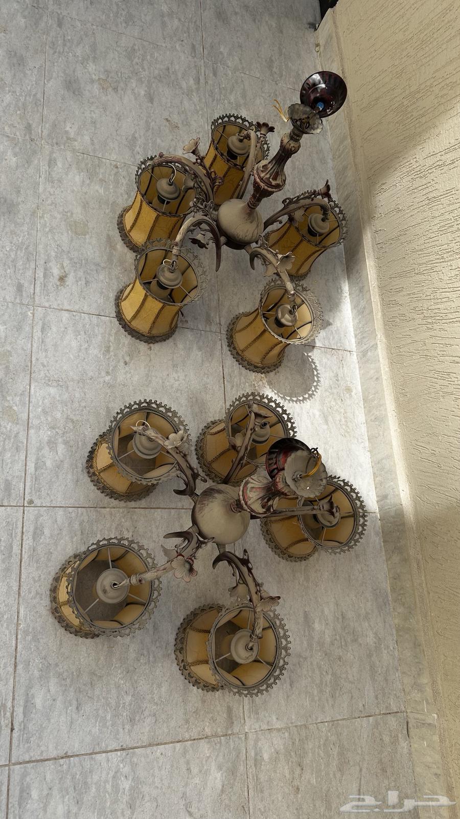 Chandeliers for sale, 2 pieces, urgent64381301521666112