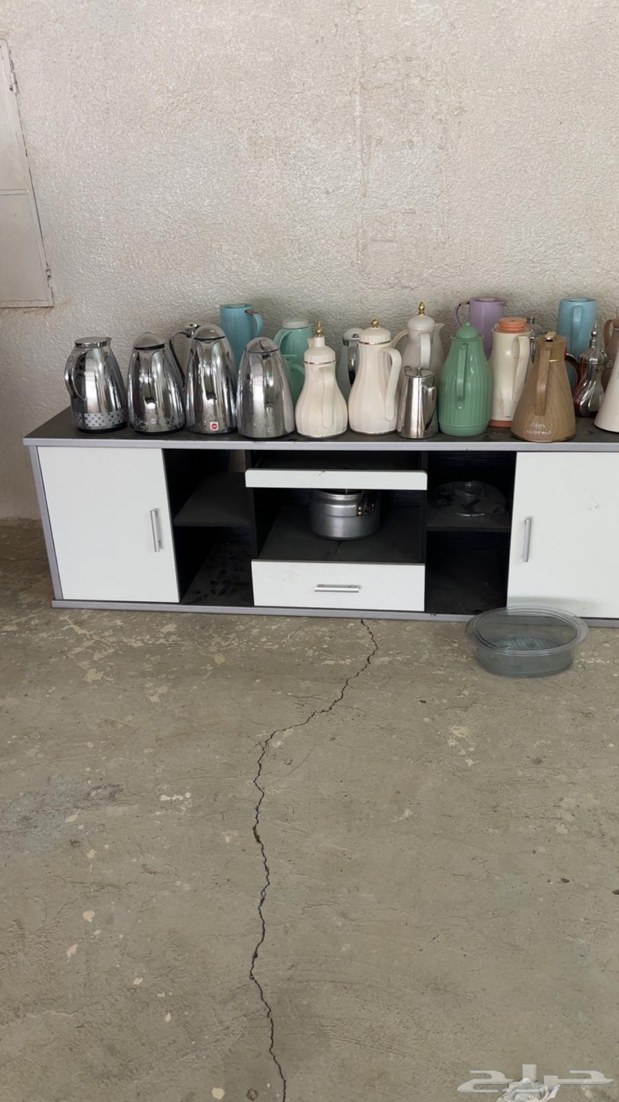 طاوله تلفزيون بدون عيوب64379703590146110