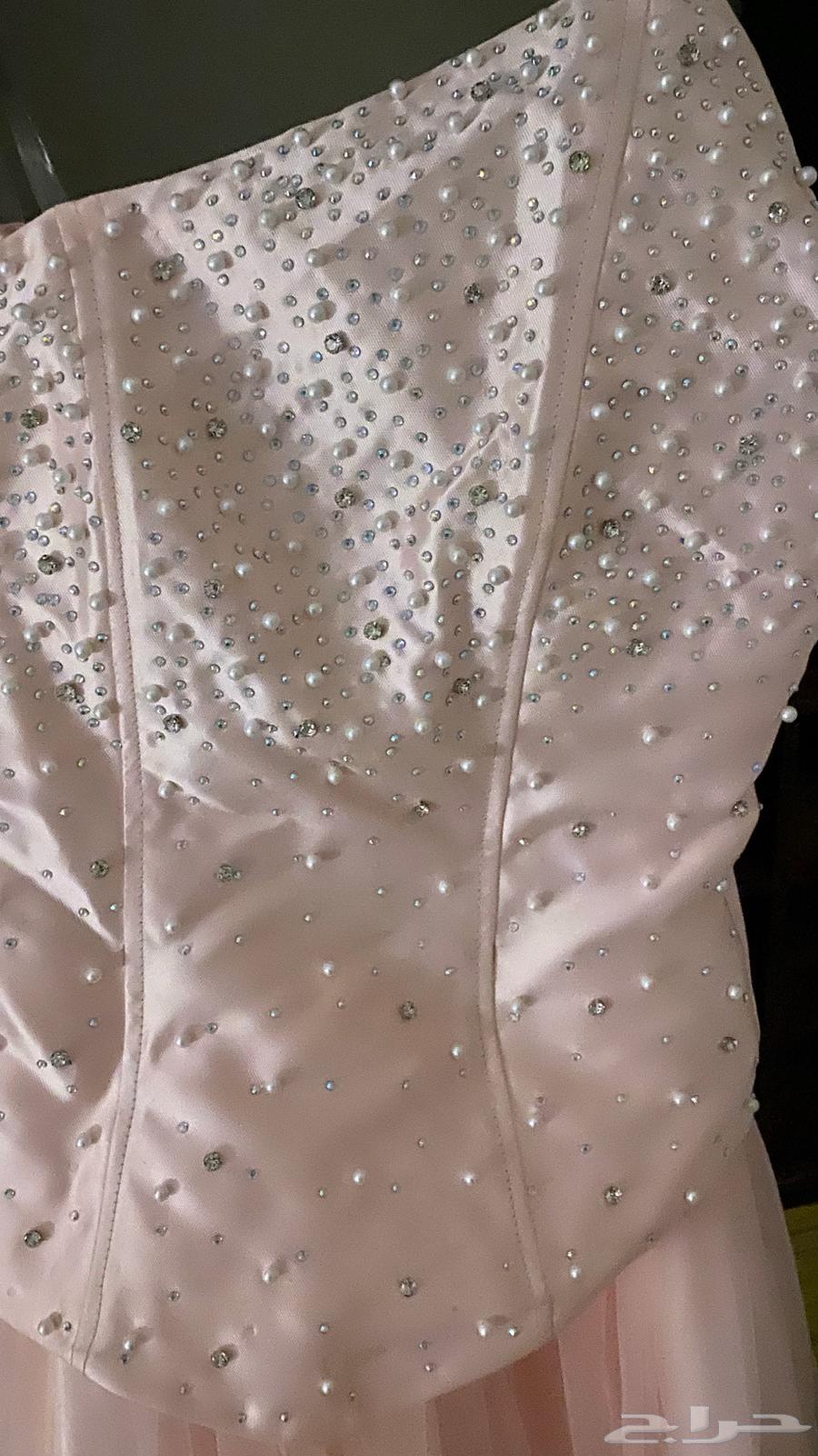 فستان لبسته 3ساعات فصلته ب 650وابي أبيعه ب 25064379428822657111