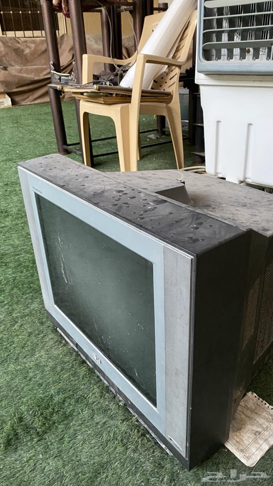 يا أهل الندره تلفزيون عام 1412 هجري قديم جدا  و نادر وشغال64383164125443113