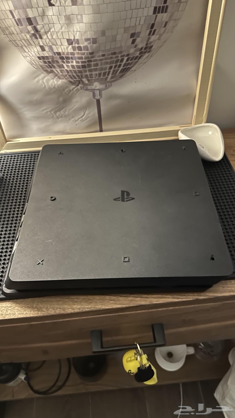 للبيع سوني فور 500 قيقا نضيف جدا ولا يعاني من اي مشاكل64379515905027112