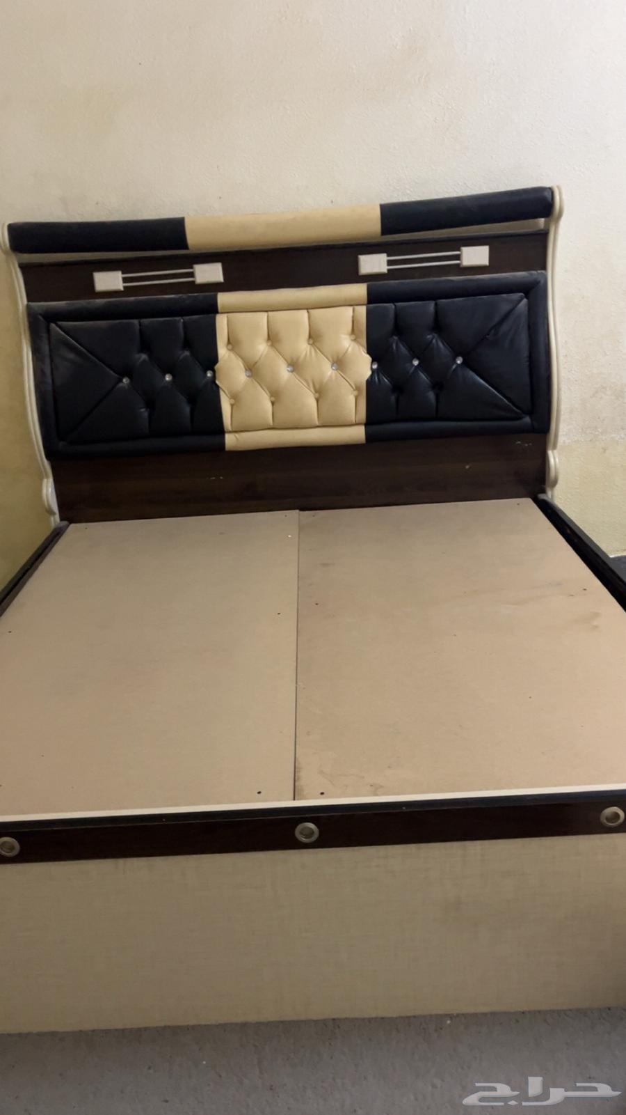 اثاث مع مكيف تبريد ضغيف64392223918595111