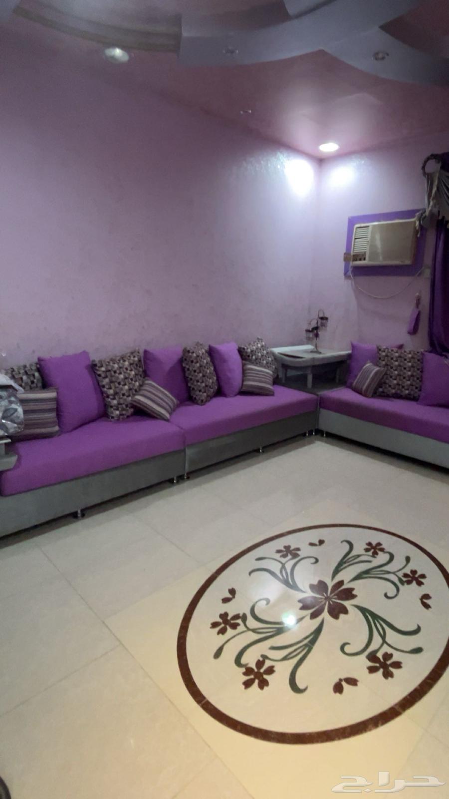 كنب شبه جديد 5.5   4.564381920154243112