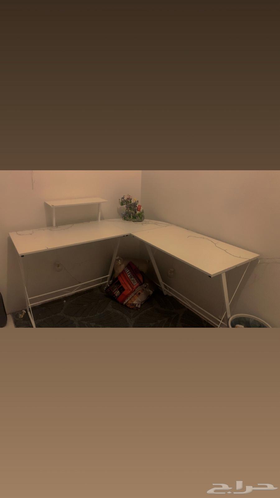 طاوله قيمنق64384562865154110