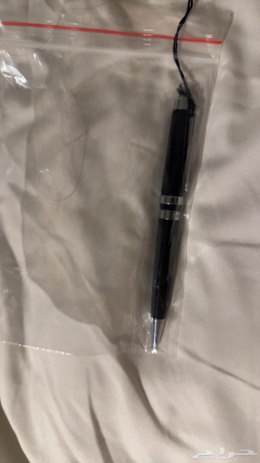 قلم ربرتو كفالي جديد مااستخدم سعره 650 و السوم ب300 ومايقل64378527922818111