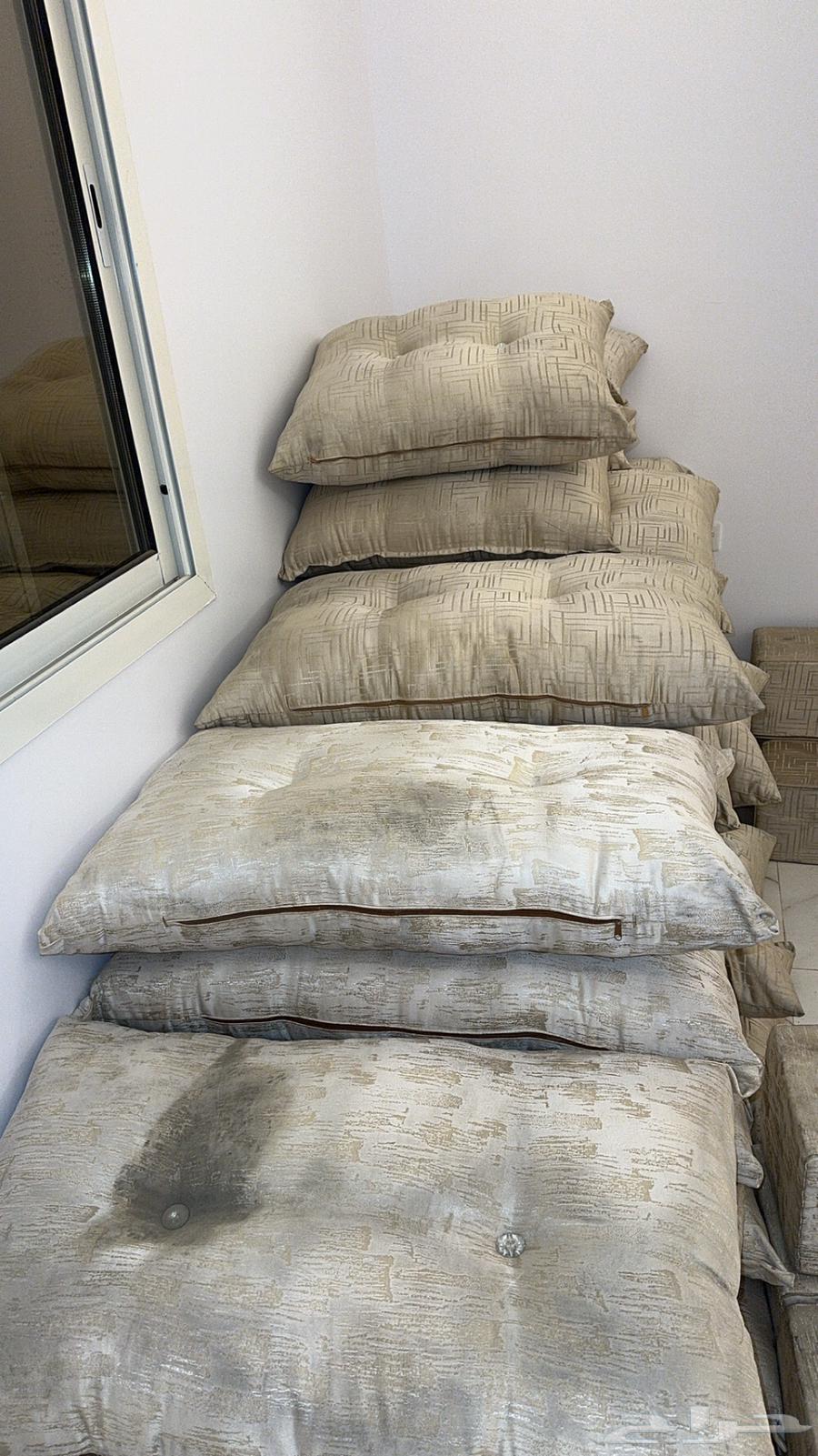 اثاث كنب ومساند جلسات ارضيه ومكرويف و فرن كهرب64379123695490111