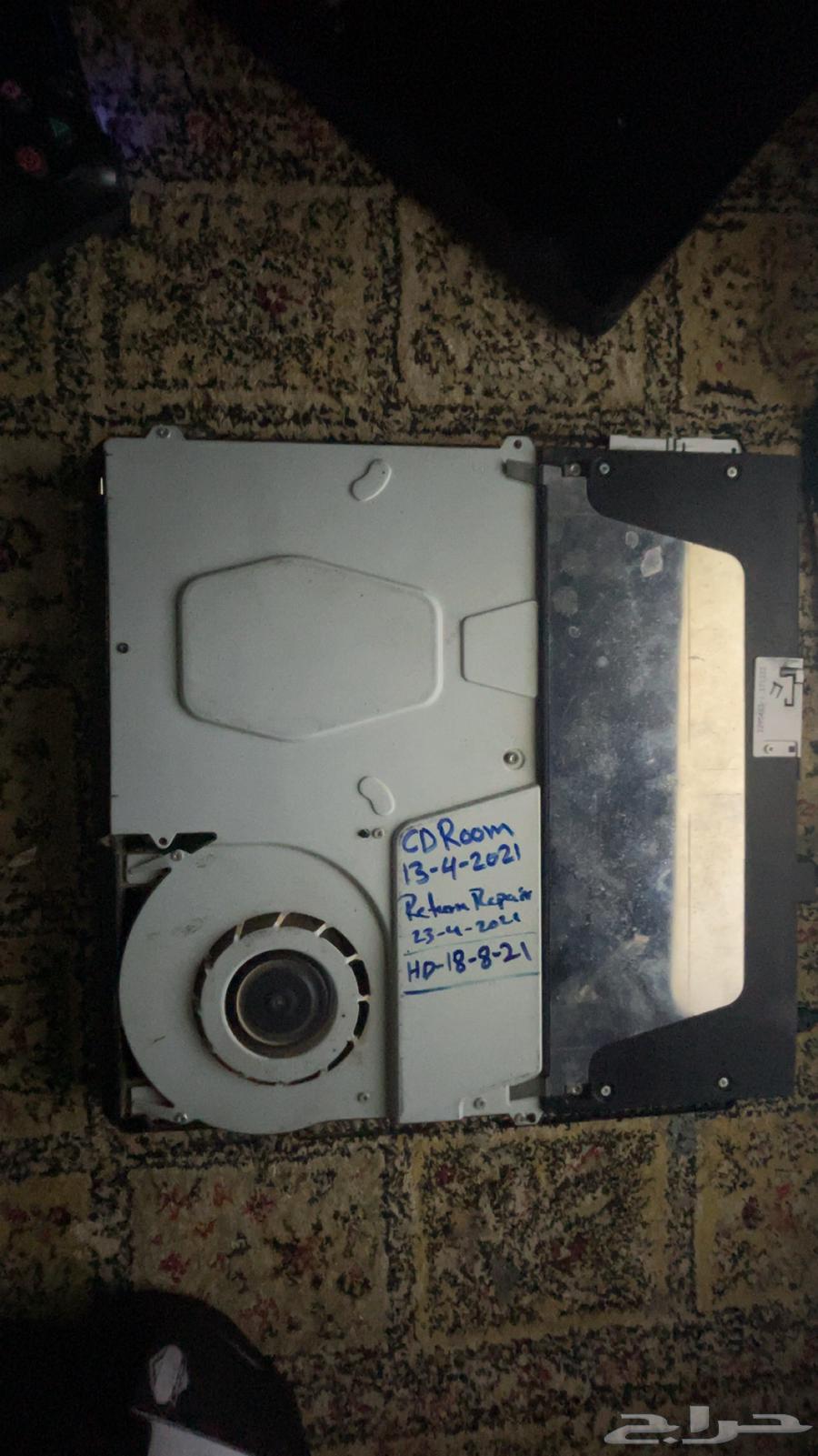 Sony 4 with controller and headset64392347025539111