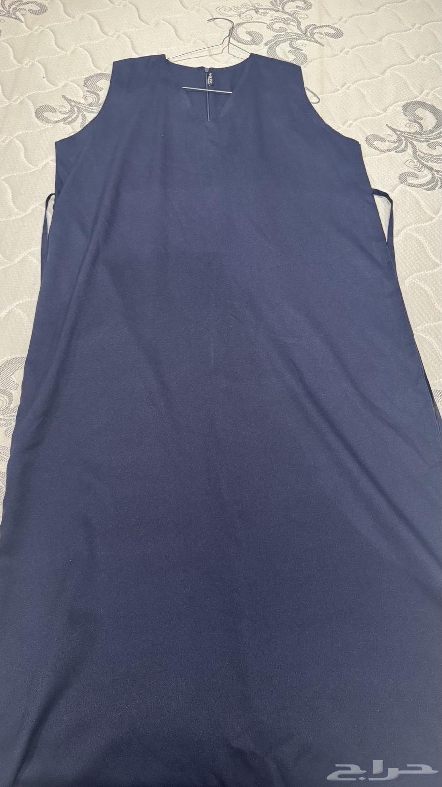 مريول وتنوره كحلي للثانوي مقاس كبير64379908773507112