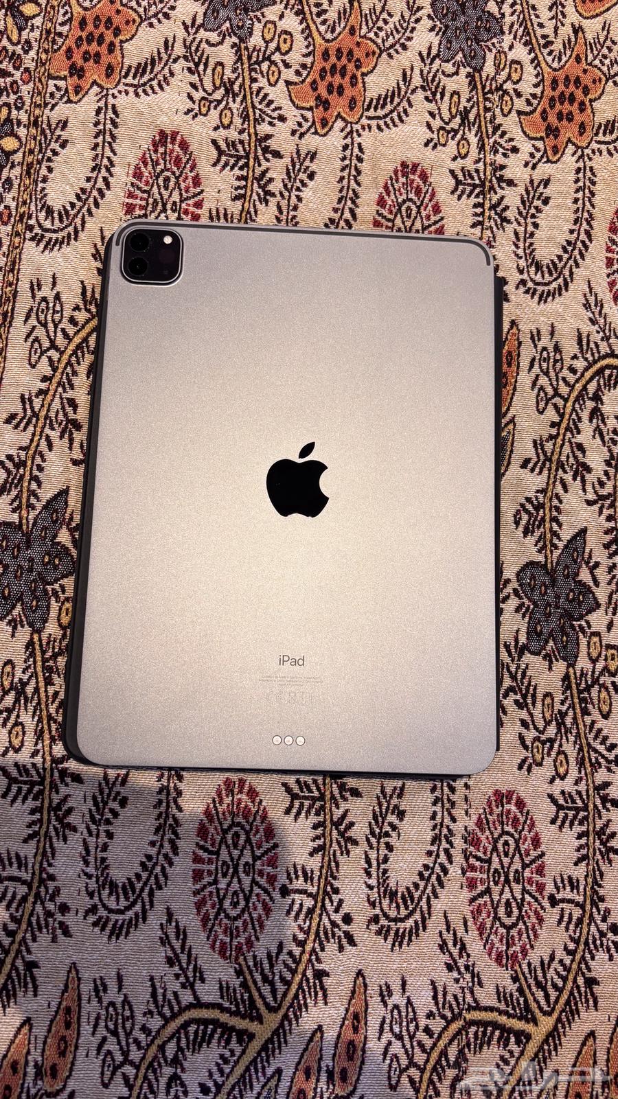 ايباد برو 11 وماجيك كيبورد64379050247171113