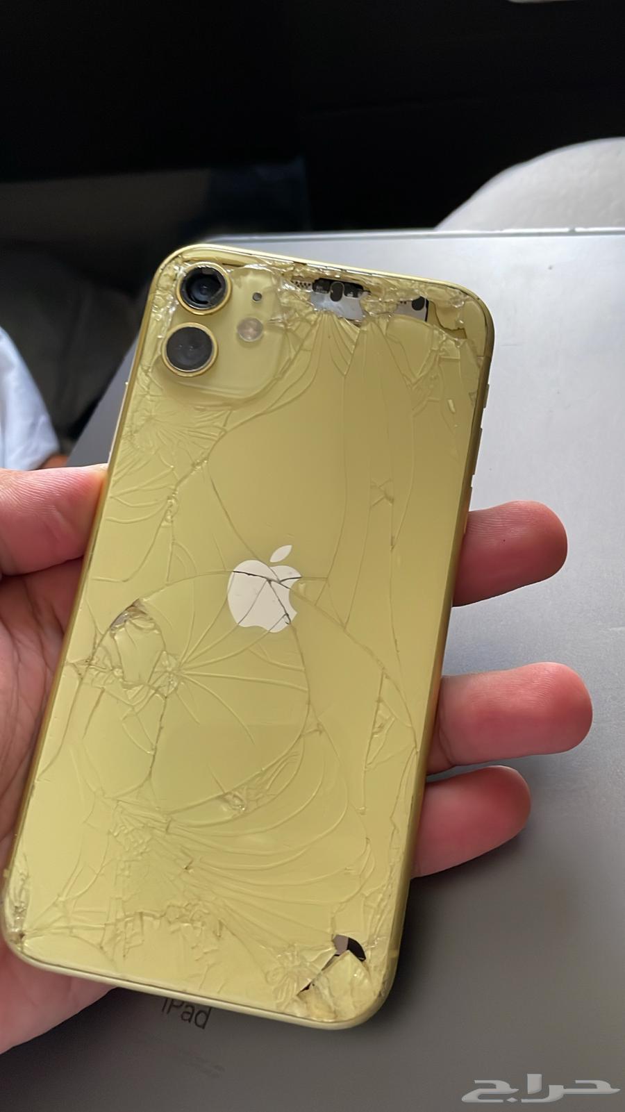 ايفون 11 للبيع64384341587585110