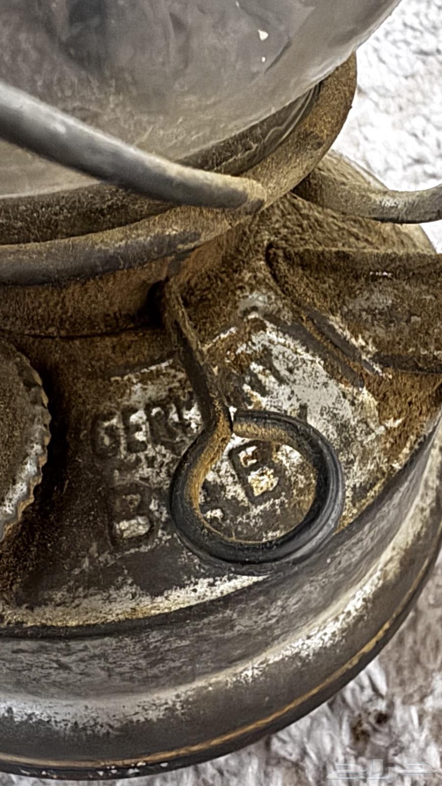 فوانيس تراثيه قديمه عمرها 60سنه واكثر64379805140097112