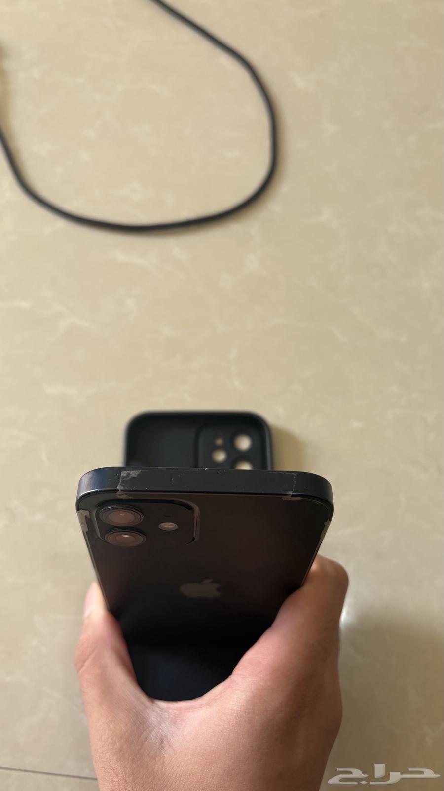 ايفون 12 اسود64380929760385113