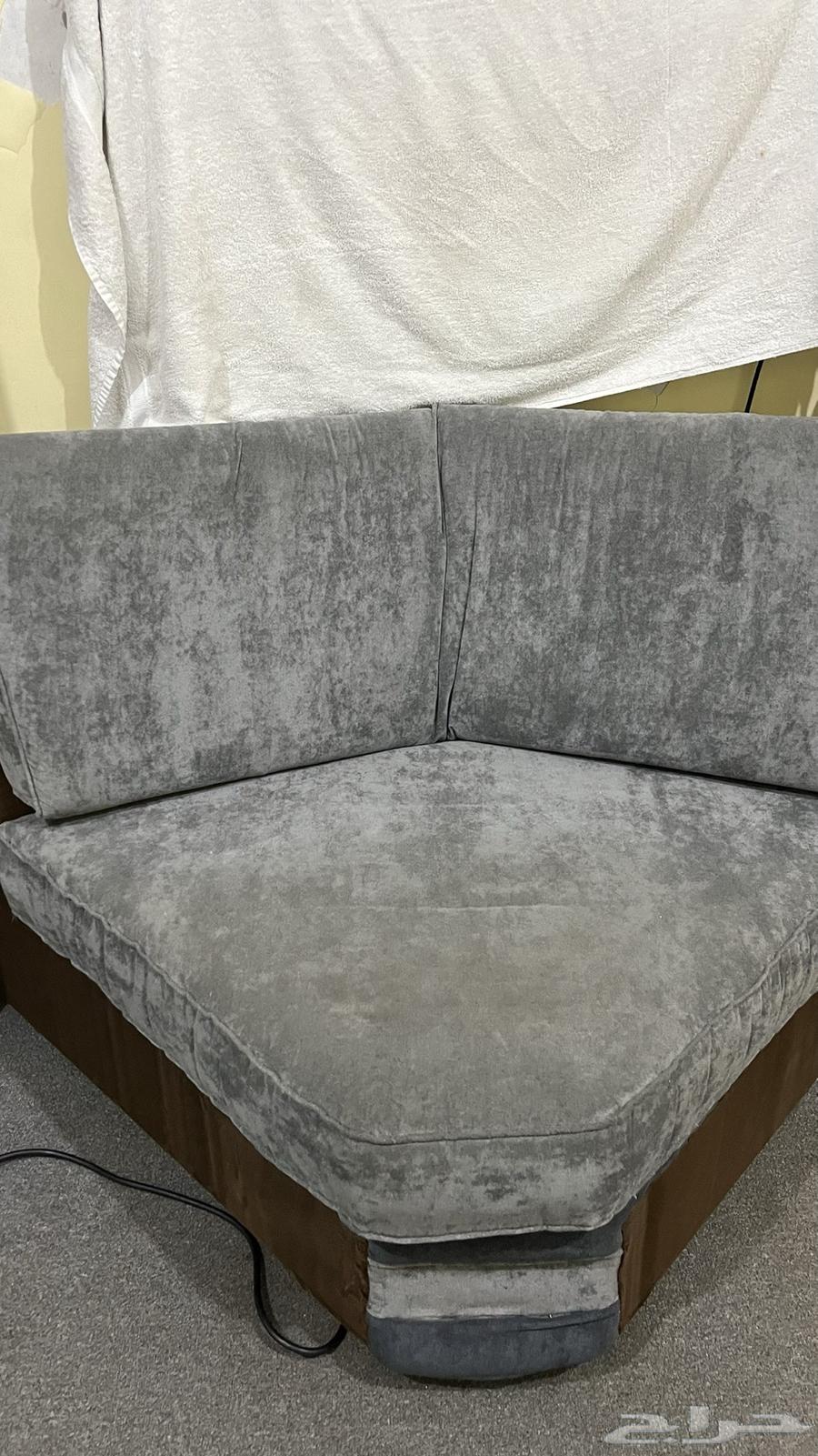 للبيع كنب نظيف ومافيه كسور64378876233601110