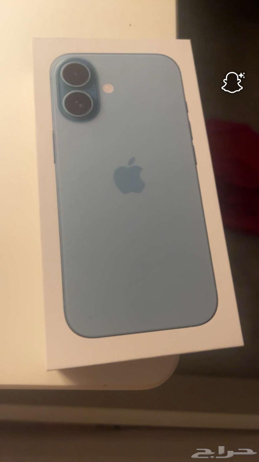 آيفون 16 ازرق 25664388051668483110