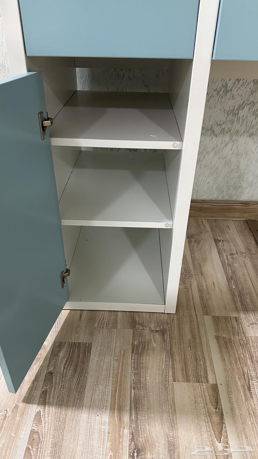 مكتب من ايكيا64382583338369112