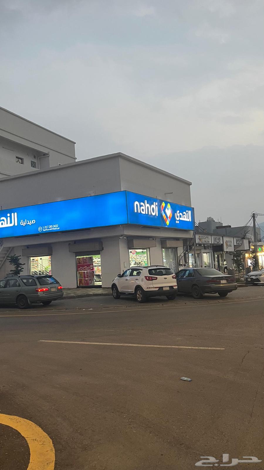 For sale: commercial and residential building on two streets in Al-Rish triangle63613880594307112
