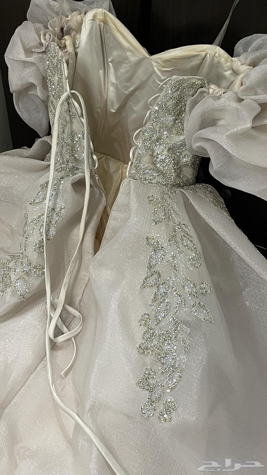 للبيع فستان ملكة64392237282690111