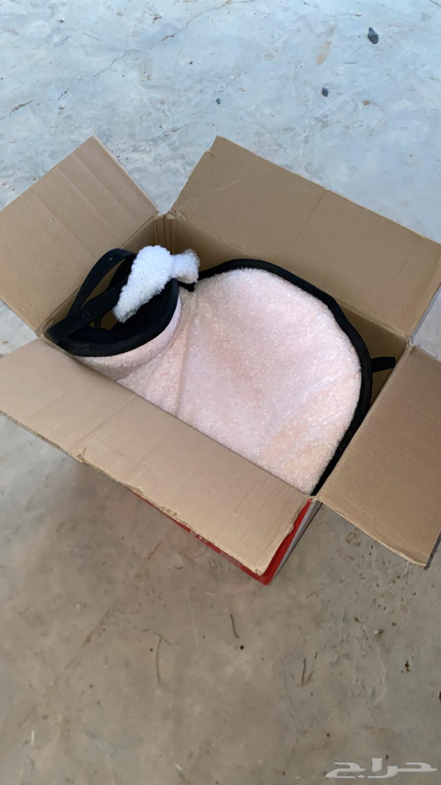 ادوات خيل جديده توني فاكها من الكرتون ولا استعملت64378774708227112