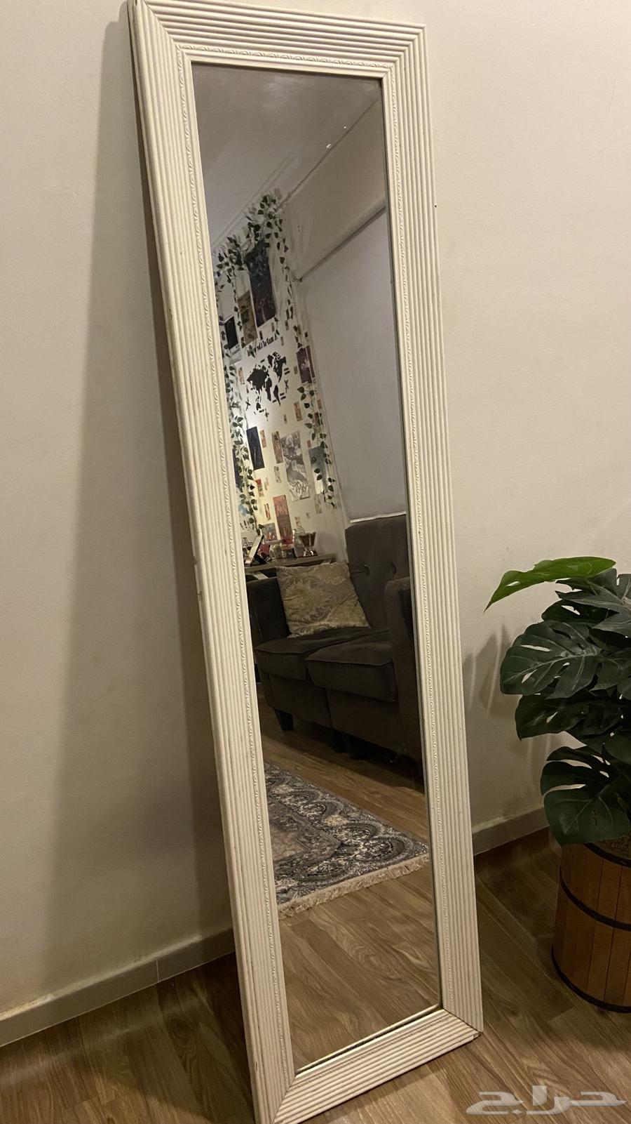 مرايا طويله السعر 10064377167556609110