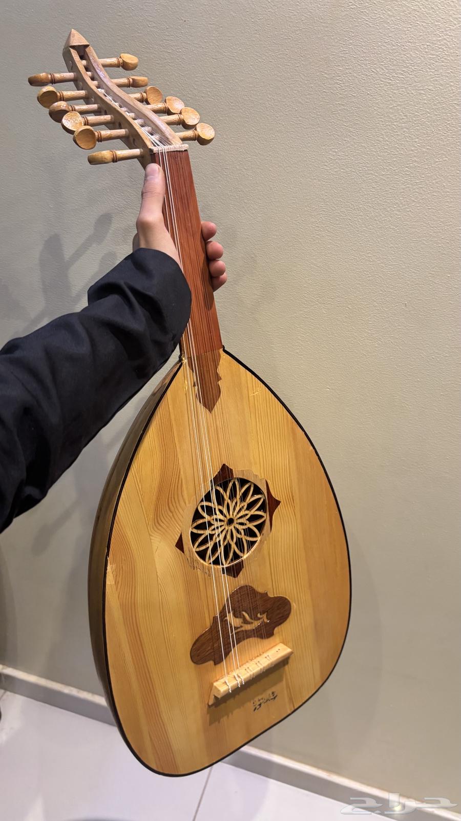 عود استخدام يوم مع جميع ملحقاته شنطته وريشته64377652226561110