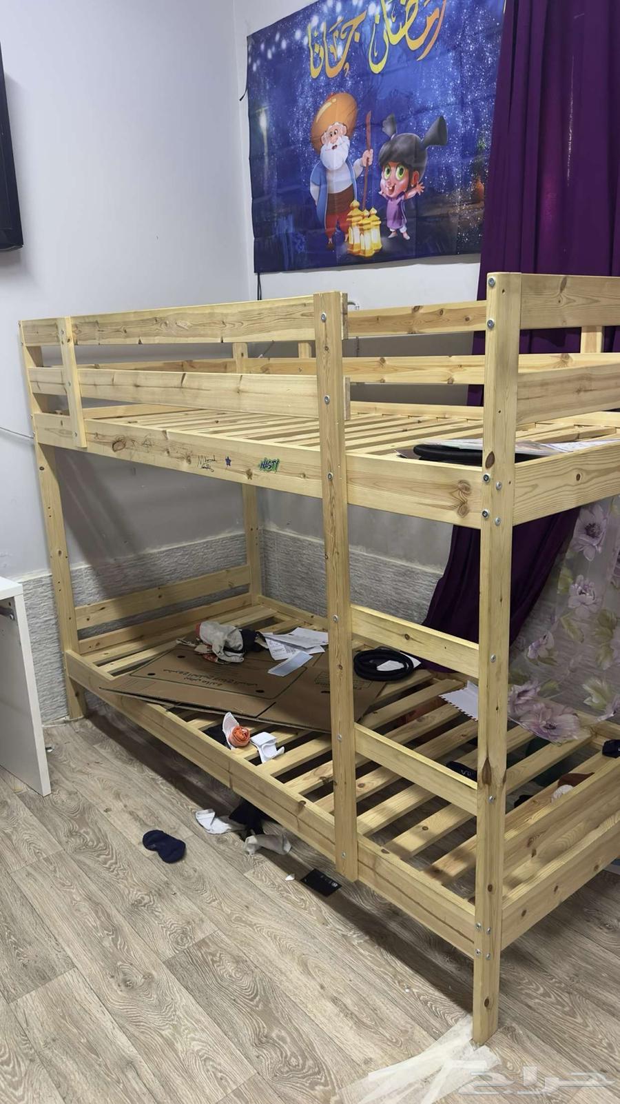 اثاث للبيع سرير وكنب64385299658883110