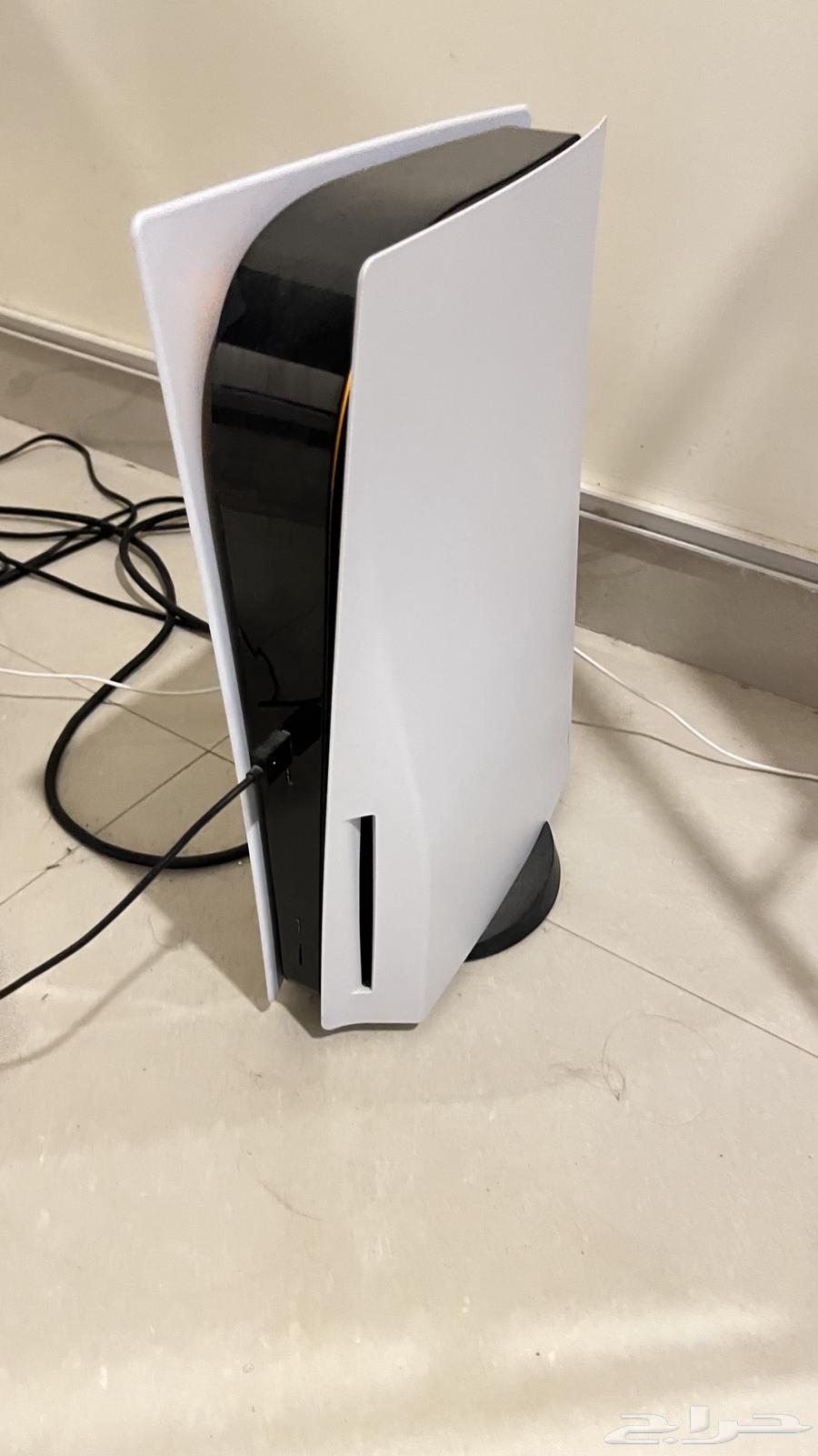 سوني 5 نظيف جدا - 500 جيجا64385705076993110