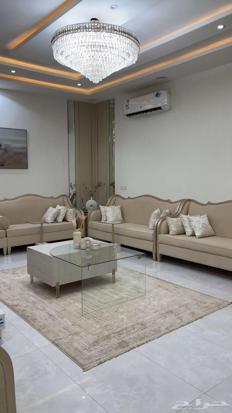 كنب نظيف جدا المقاس7 في 564379991499905110