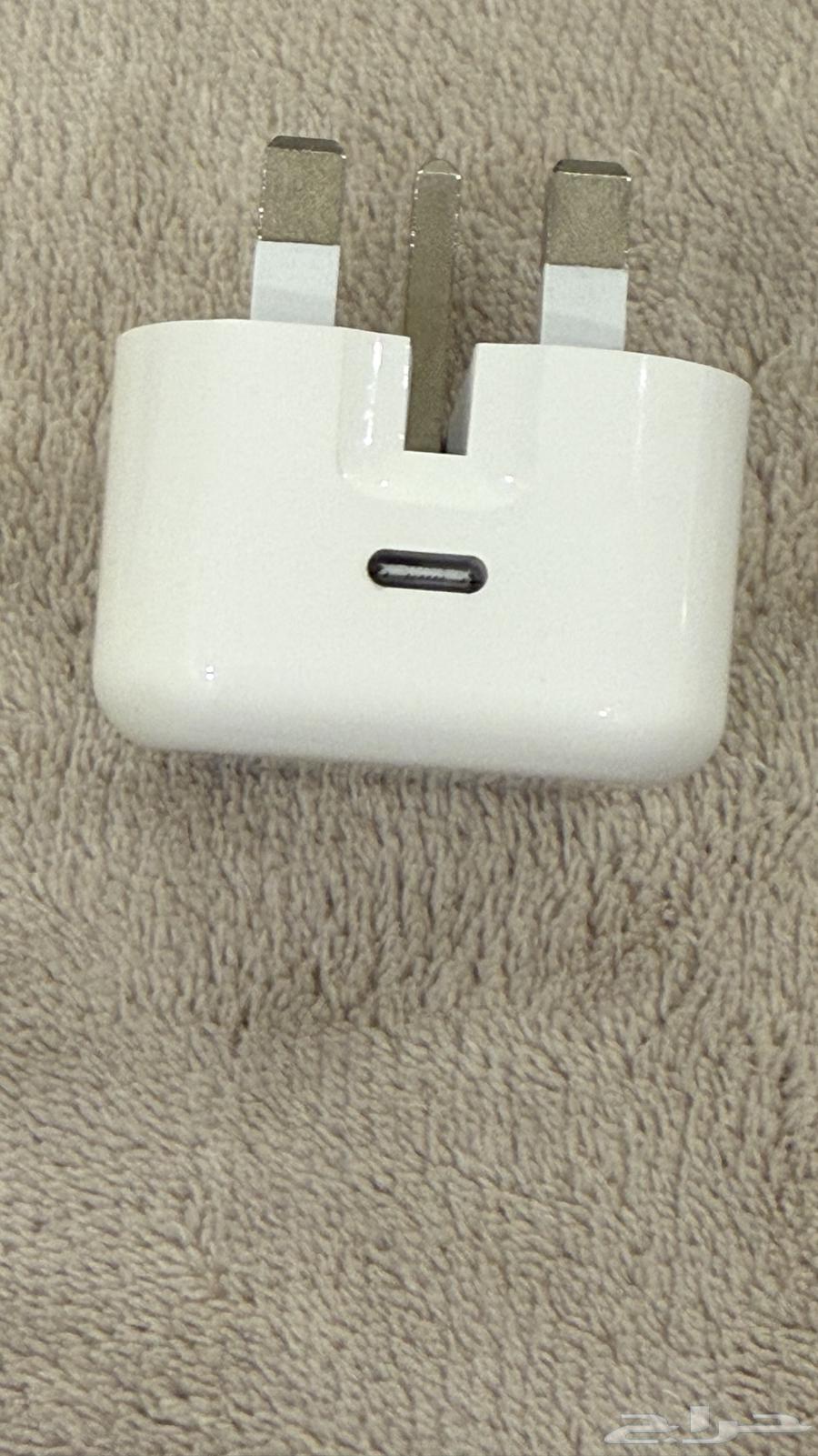 شاحن ايفون 16 للبيع64381589040258110