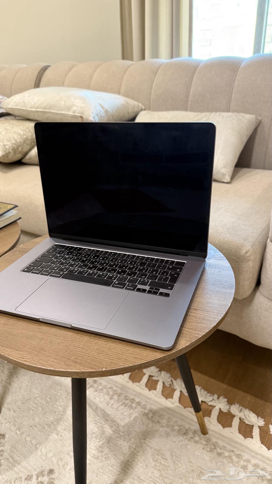 ماك بوك اير M264389238976257112