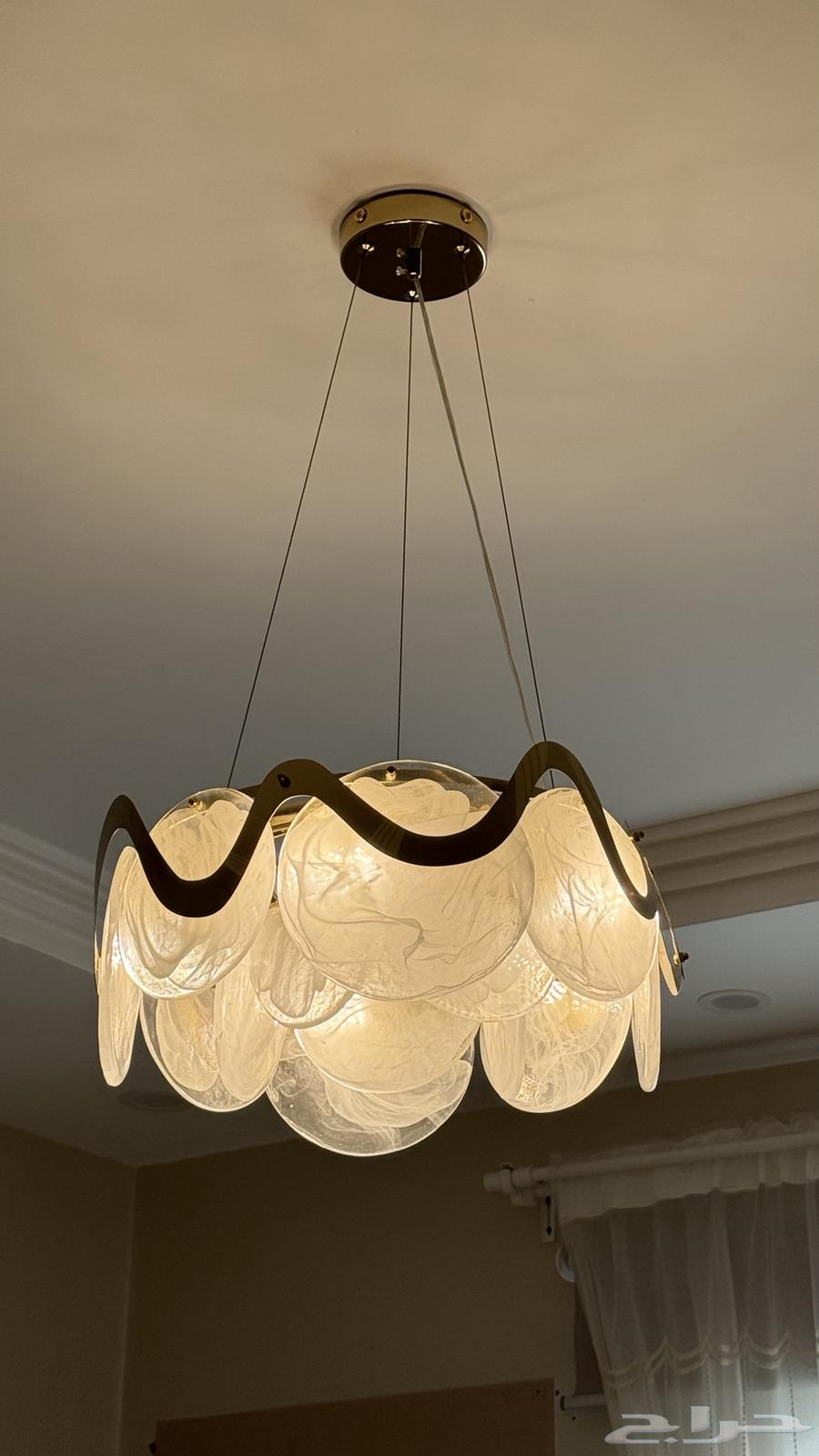 ثريات فخمه اخو الجديد64386459288450110