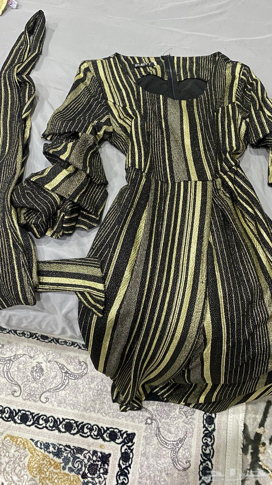 فساتين للبيع كل واحد ب 5064378455006722111