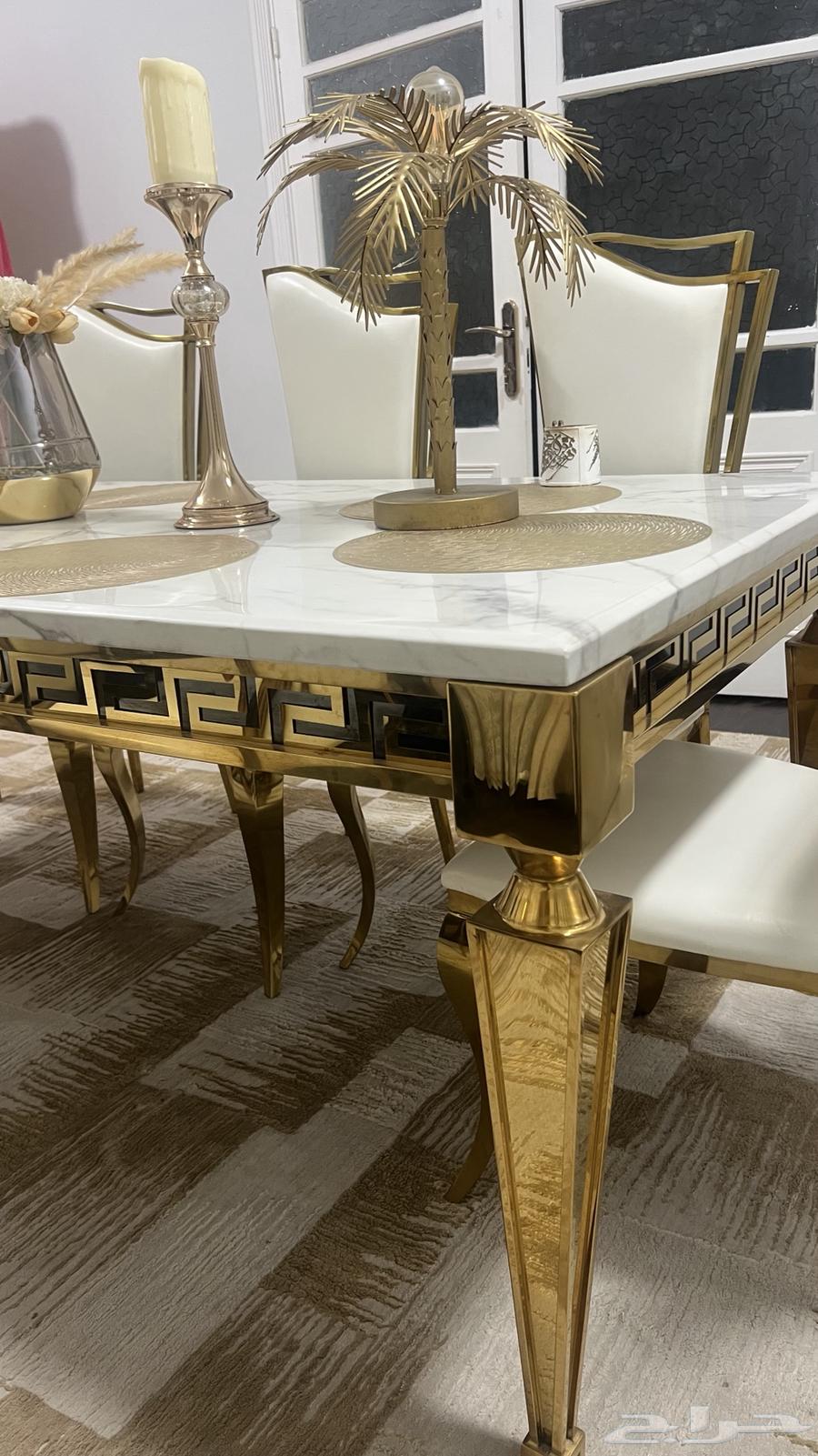 Dining table64382638104833112