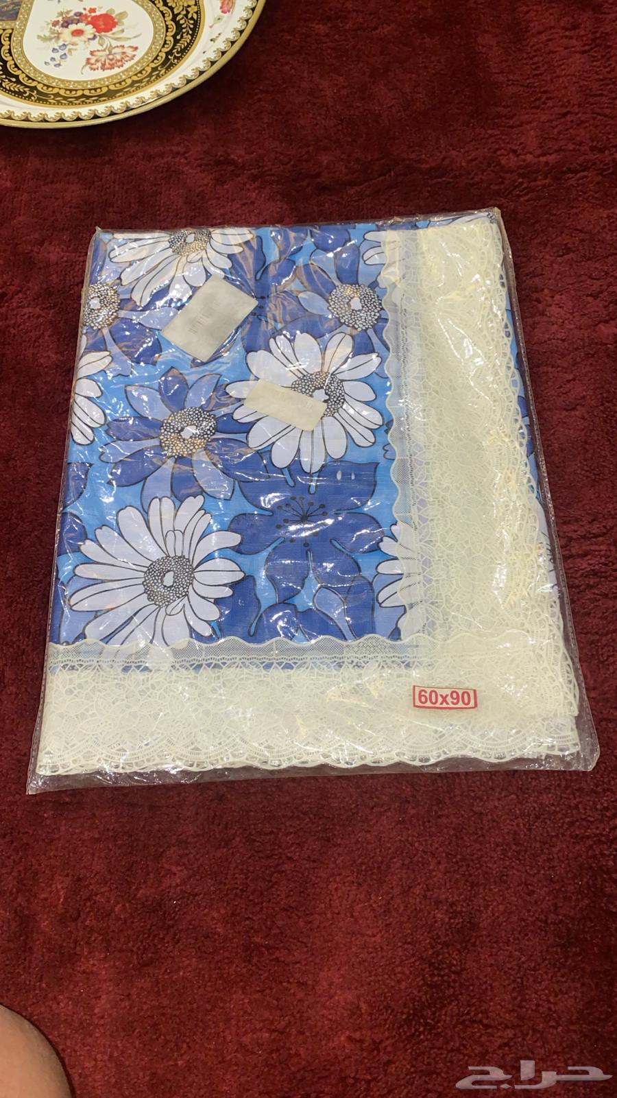 Old watches and an old stored tray64379573702146112